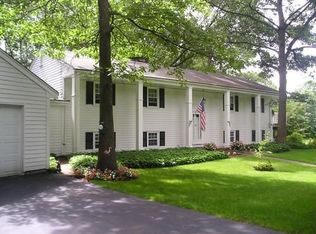 11 Homestead Way, Topsfield, MA 01983