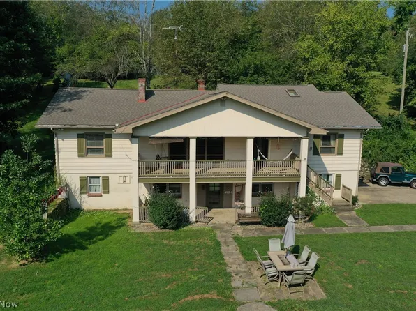 16213 Park Way, East Liverpool, OH 43920