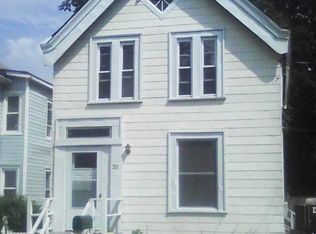 20 Bement Ave, Poughkeepsie, NY 12601