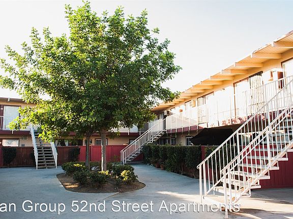 3rd image of 1240 E 52nd St #14