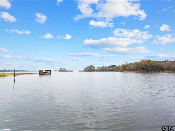 4th image of 16690 Driftwood Dr