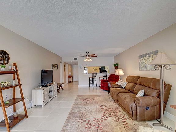 2nd image of 15209 S Tranquillity Lake Dr Unit 102