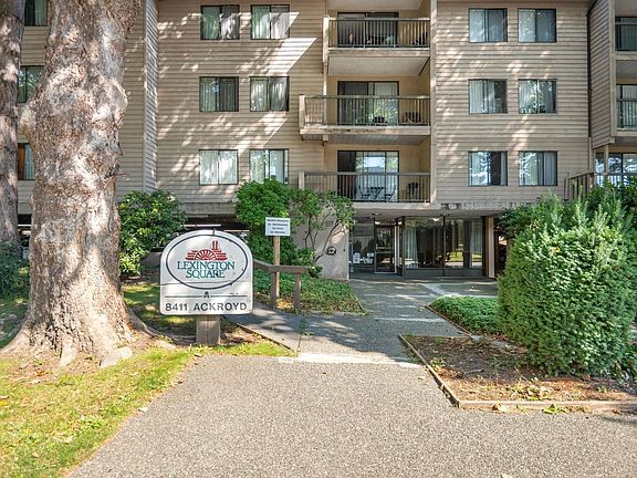 3rd image of 8411 Ackroyd Rd #218