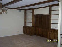 4th image of 3219 Country Club Blvd