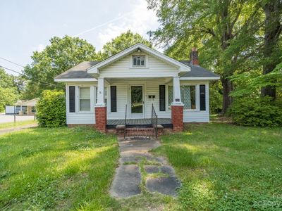 430 E Mills Ave, Mooresville, NC, 28115