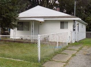 2715 Maxine Ave NE, Canton, OH 44705