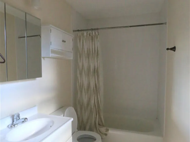 24 Tufts St #2 — Photo 20