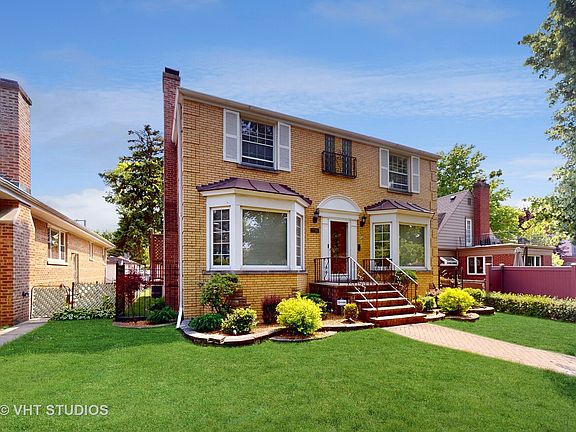 3rd image of 7715 W Armitage Ave