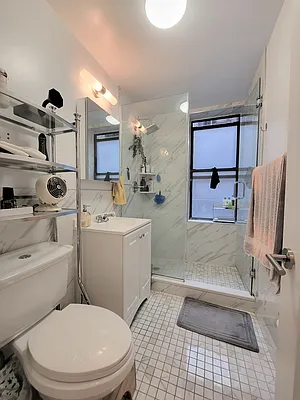 Rented by Compass | media 10