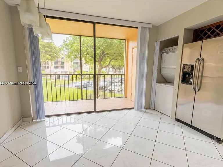 8700 SW 133rd Avenue Rd #223 — Photo 3
