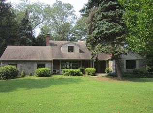 137 E Rose Valley Rd, Rose Valley, PA 19086