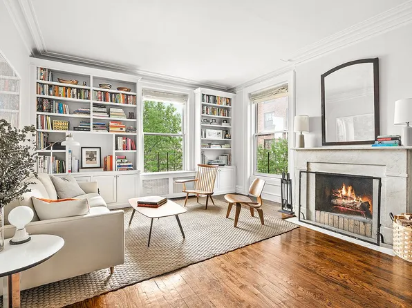 321 Clinton Ave APT 9, Brooklyn, NY 11205