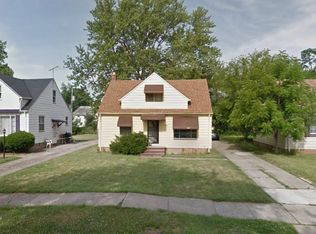 5204 Catherine St, Maple Heights, OH 44137