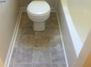 532 Random Rd, Baltimore, MD 21229