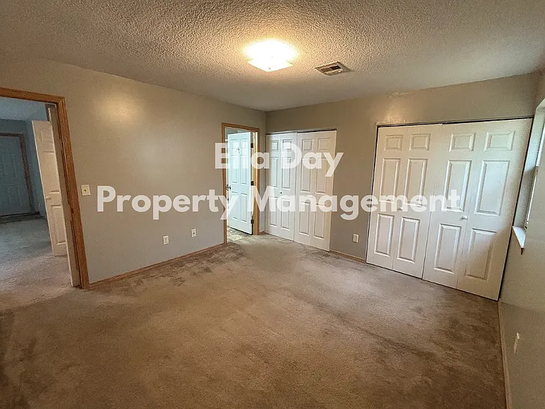 11438 E Lewis St #B — Photo 8
