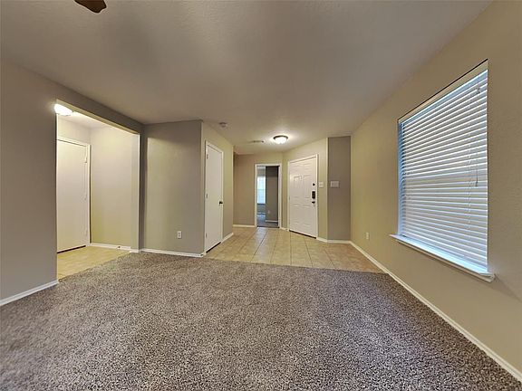 4th image of 11326 Seven Sisters Dr