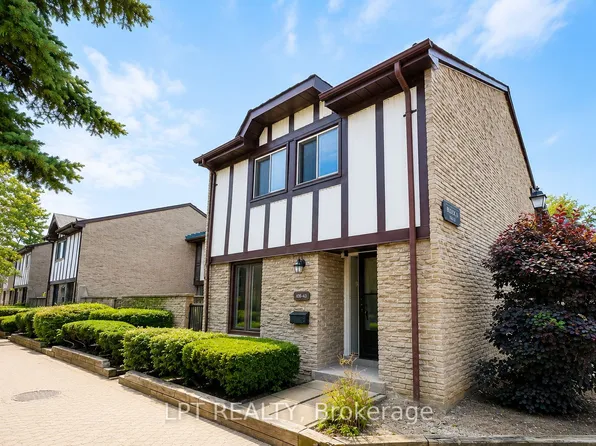 100 Burrows Hall Blvd #63, Toronto, ON M1B 1M7