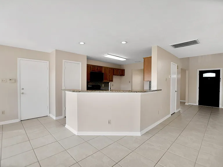 2939 Sailors Moon Dr — Photo 13