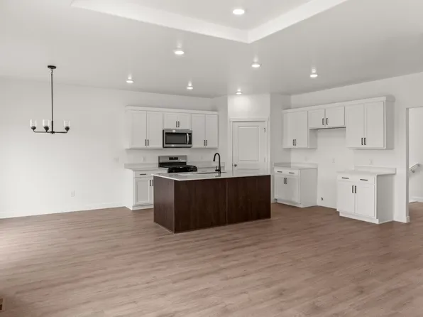 1417 W 2350 S #14, Perry, UT 84302