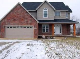 123 Cambridge Ct, Chelsea, MI 48118