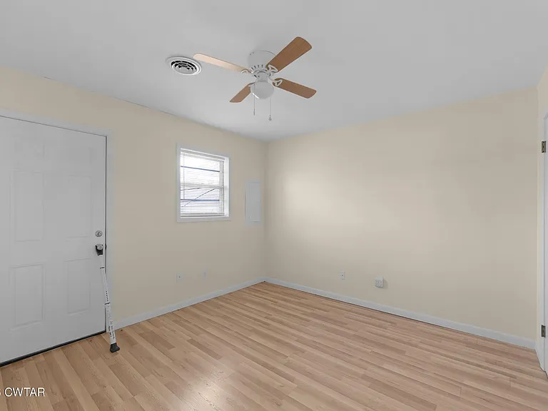 1137 Argus St #4 — Photo 5