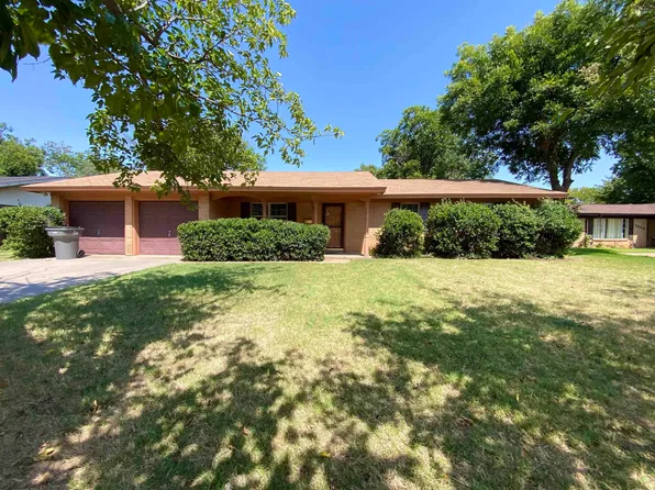 2827 Barrywood Dr, Wichita Falls, TX 76309