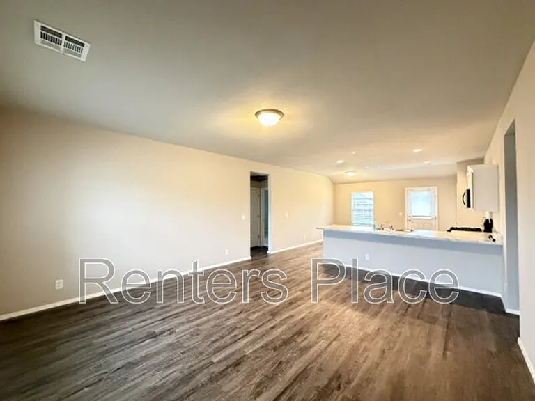 16202 S 88th East Ave — Photo 2