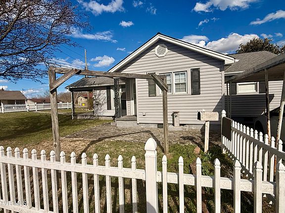 3rd image of 5821 Orebank Rd