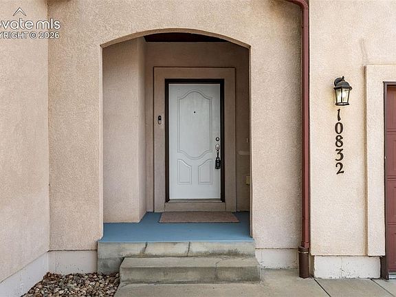 2nd image of 10832 Darneal Dr