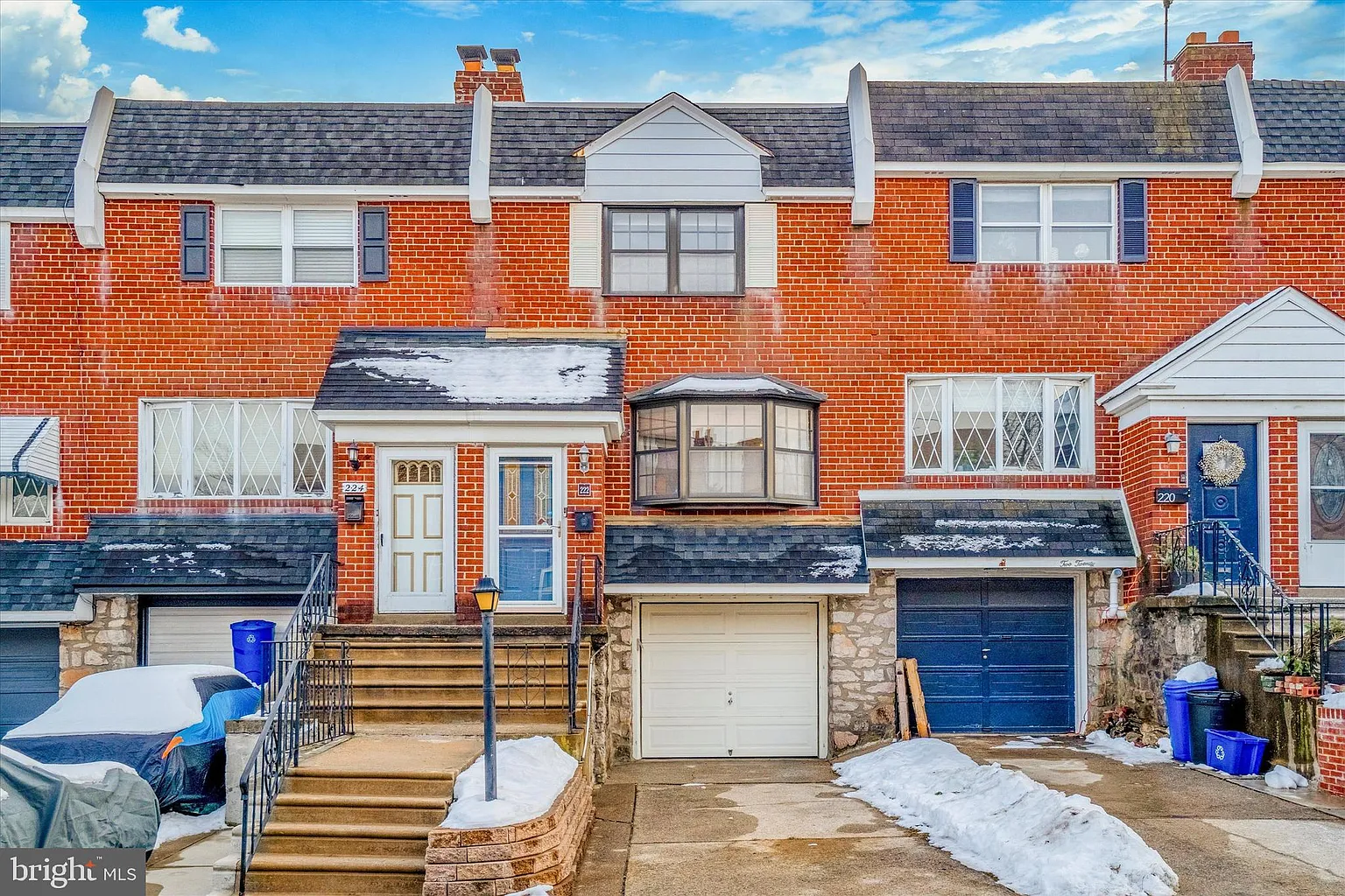 222 Rock St photo 1