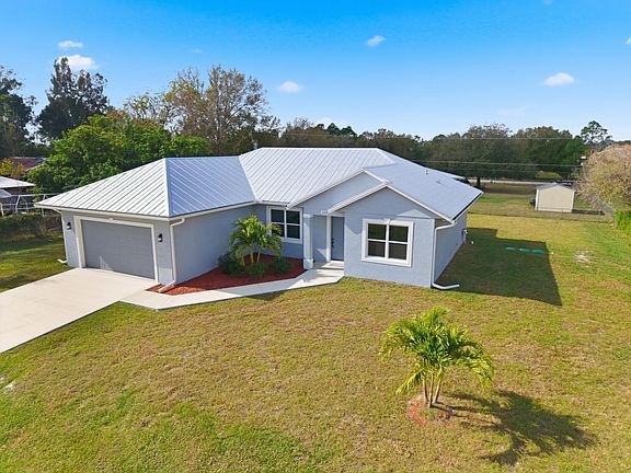 3rd image of 3269 NW 24th Avenue