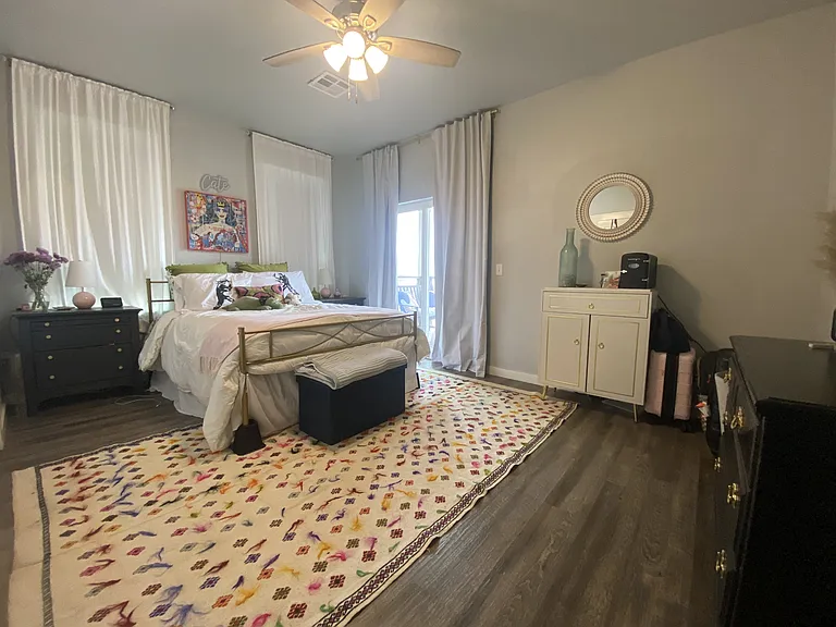 207 W Apache St — Photo 8