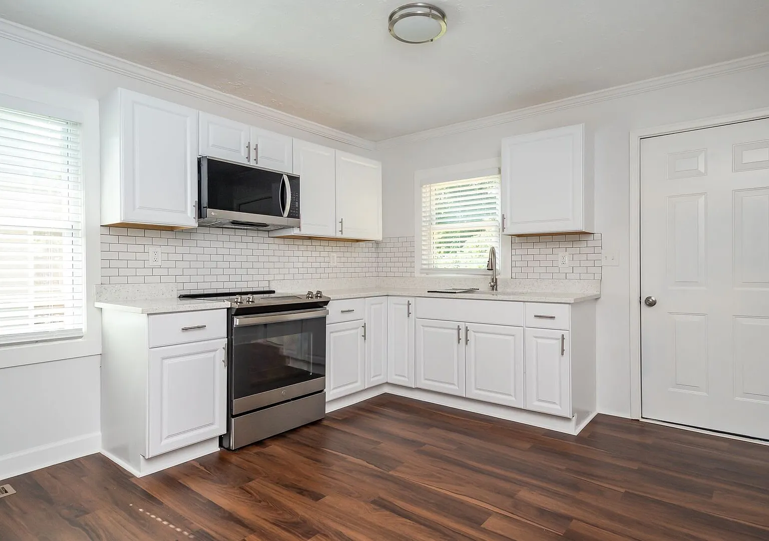 2 Bed, 1 Bath Home in Downtown Greenville Available — Photo 4
