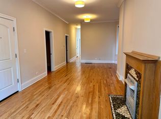 2441 W Cortland St #1, Chicago, IL 60647