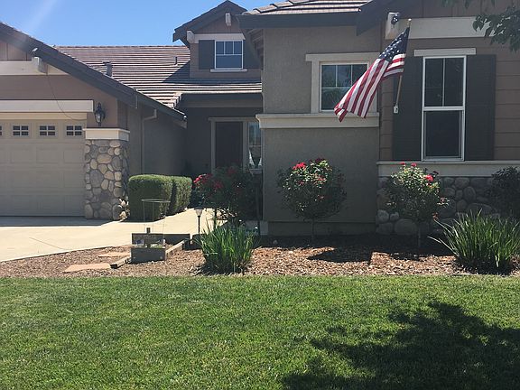 2nd image of 1332 Snowy Egret St