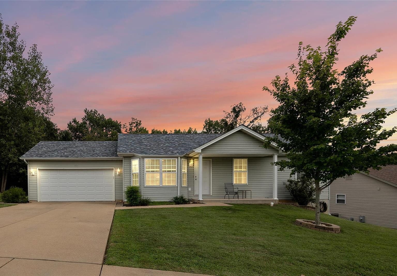 5552 Red Tailed Hawk Dr, Hillsboro, MO 63050 | Zillow