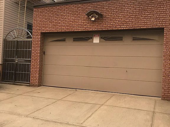 4th image of 502 Avenue C