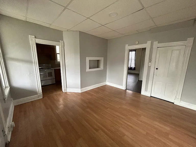 301 Duquesne Ave #1 — Photo 2