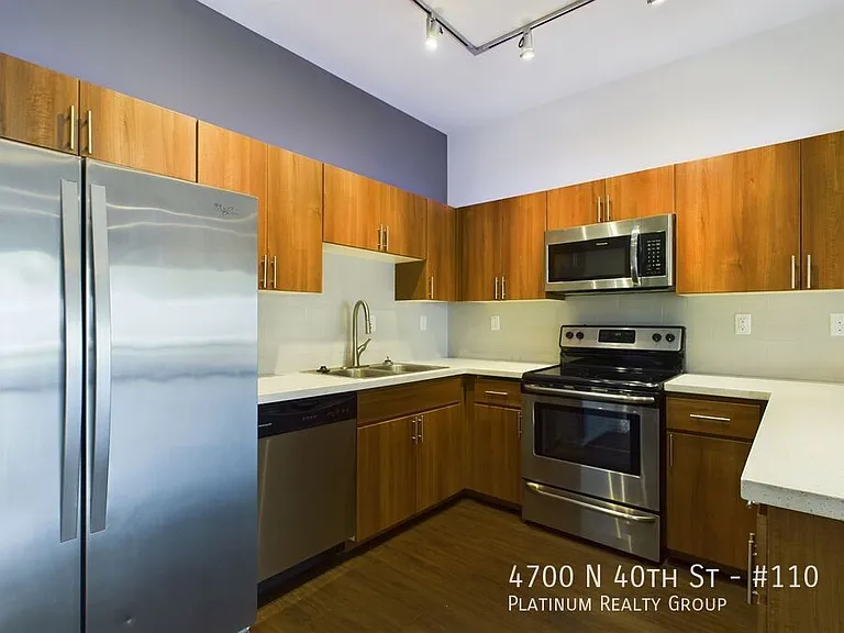 4700 N 40th St #110 — Photo 2