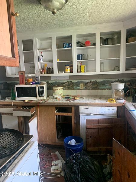 4th image of 20 Lakeview Road