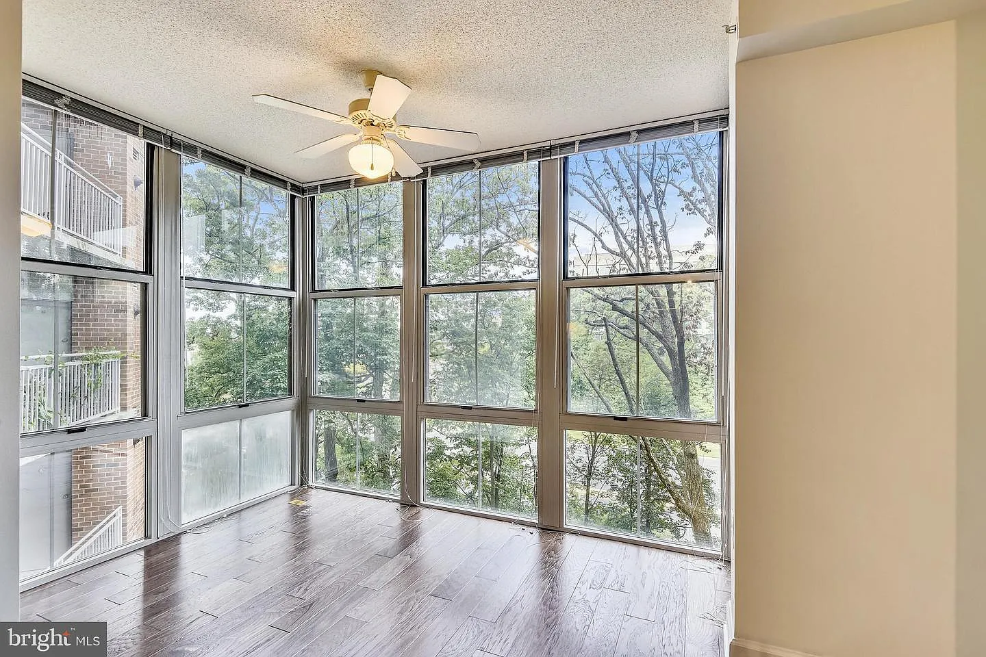 1 bed, 851 sqft, $2,150 — Photo 4