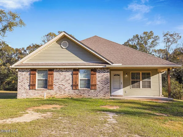 820 Rock Ranch Rd, Carriere, MS 39426