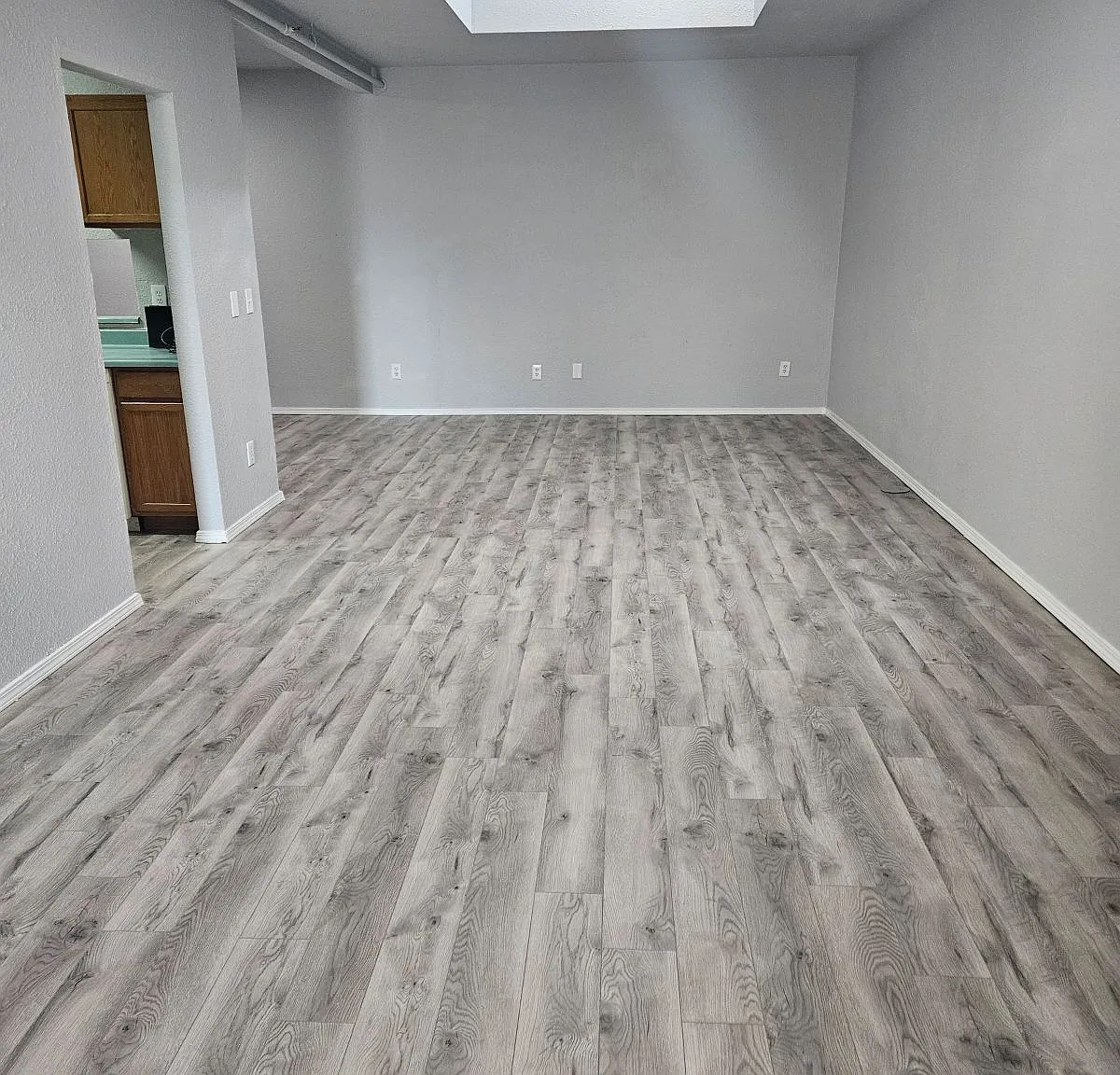2 bed, 750 sqft, $1,300 — Photo 4