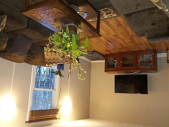 5th image of 8856 Sherwood Dr NE