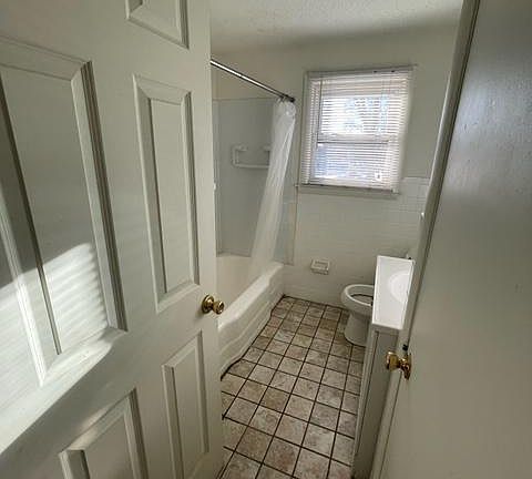 3rd image of 329 Paul Manafort Dr