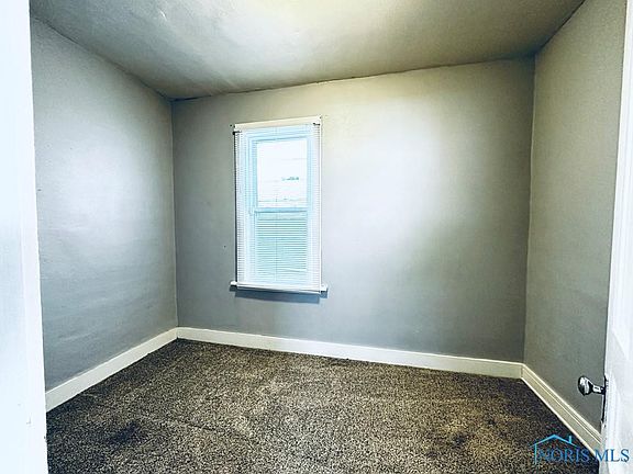 4th image of 1312 Nevada St