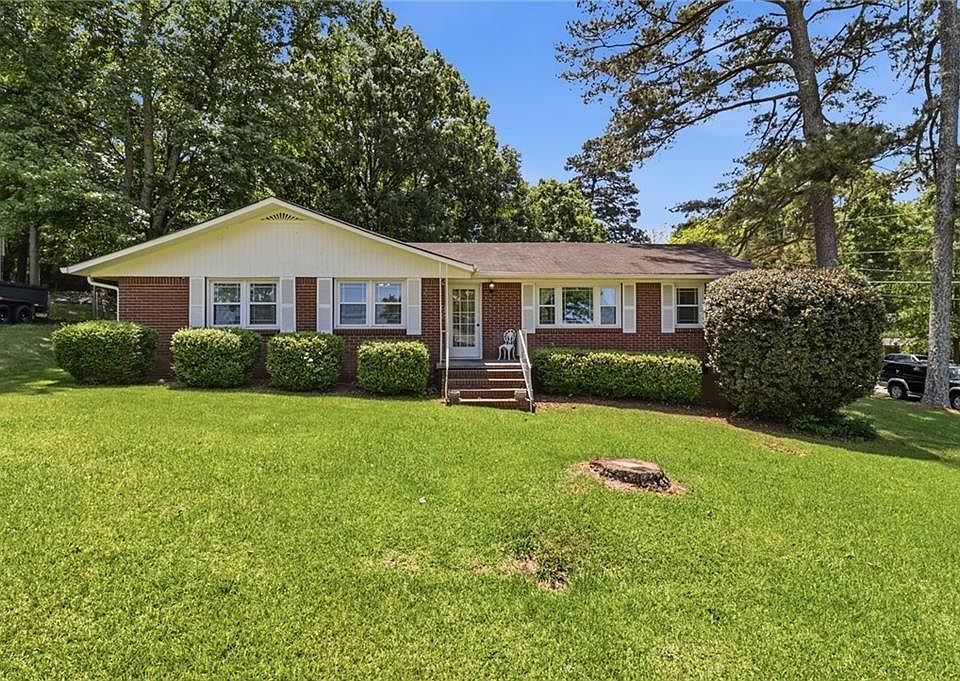 1st image of 101 Lewis Dr