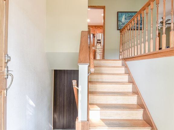 4th image of 2111 S 46th Ave