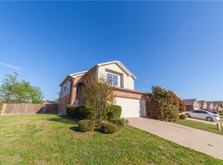 6052 Melanie Dr, Fort Worth, TX 76131