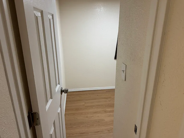 6725 Acoma Rd SE #17 — Photo 12